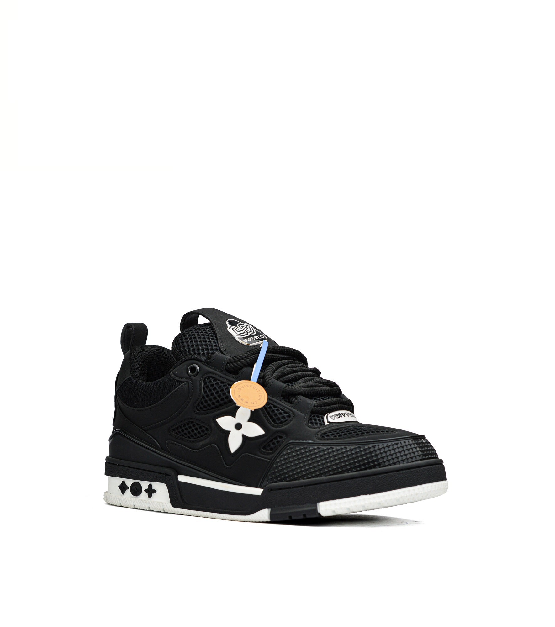 L&V SKATE SNEAKERS ( M )