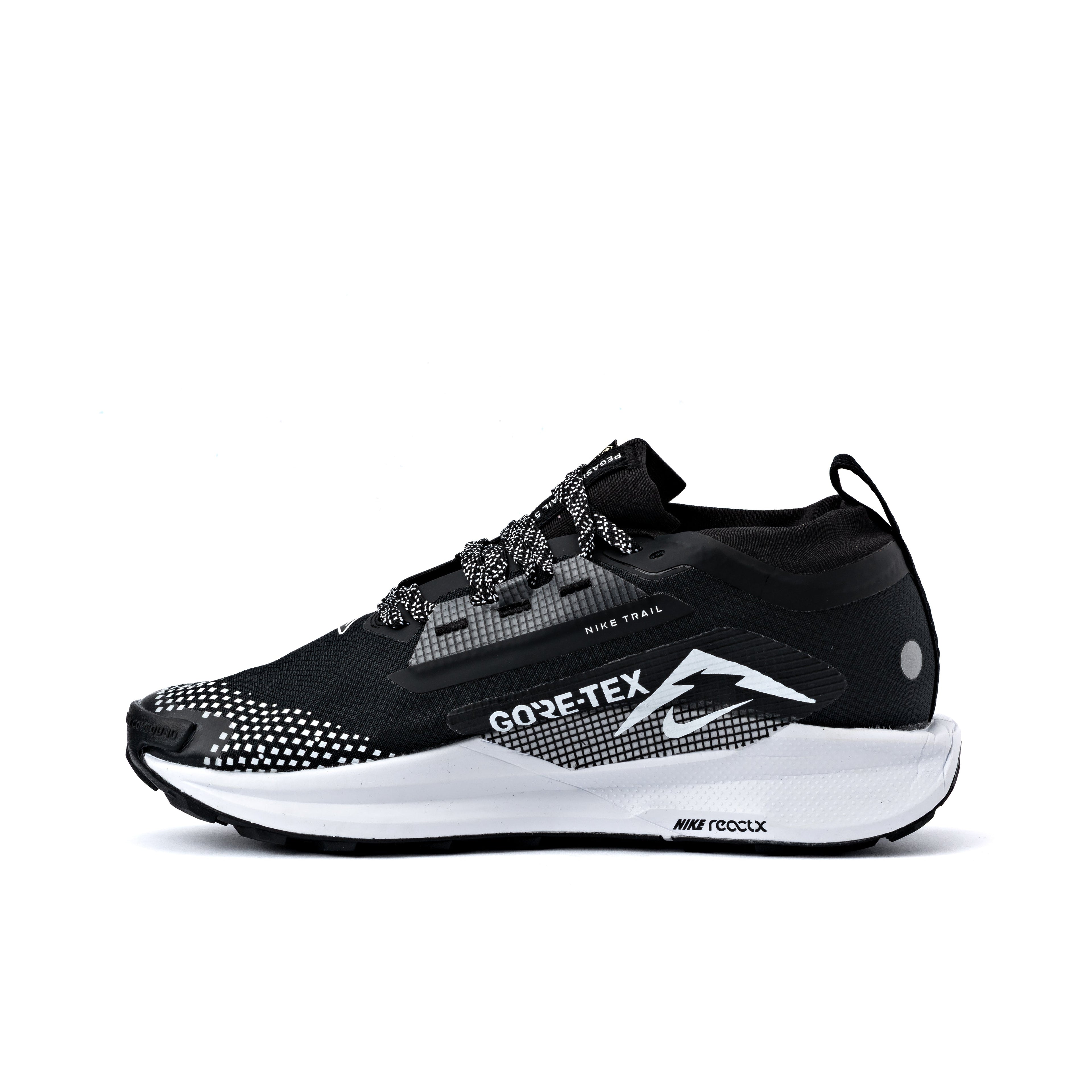 Pegasus Trail 5 ( M )
